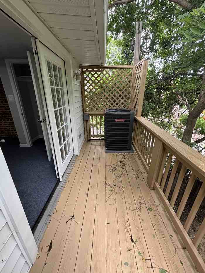 119 S Carrollton Ave - Photo 2 of 10