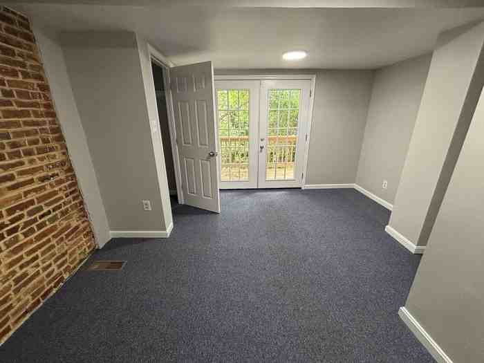119 S Carrollton Ave - Photo 4 of 10