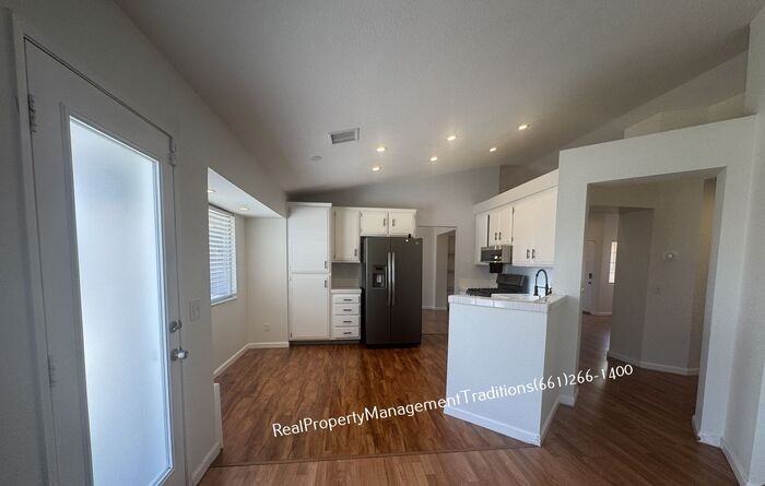 3809 Cocina Ln #L - Photo 5 of 17