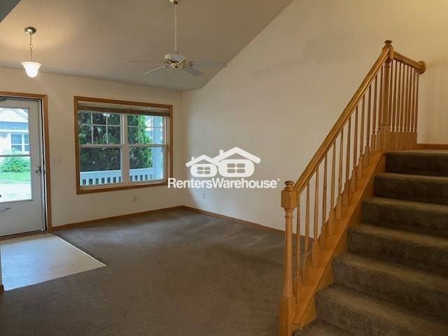 29667 North Ct - Photo 3 of 20