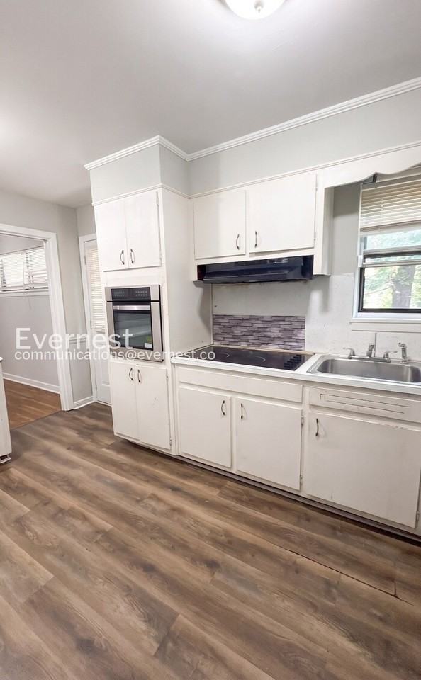 733 Glen Ridge Dr - Photo 6 of 44