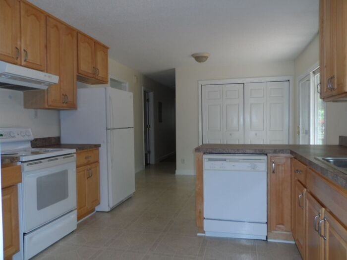 4705 Stafford Dr - Photo 7 of 11