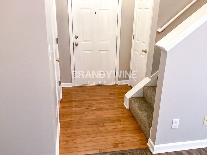 2168 Wingfoot Pl - Photo 4 of 22