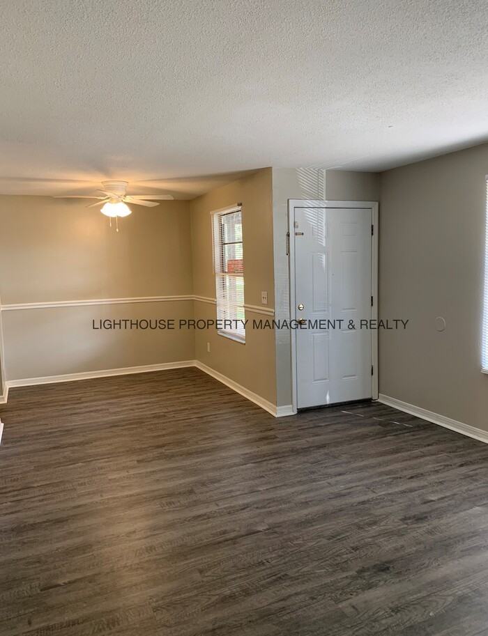458 Crabapple Ct #C - Photo 3 of 17