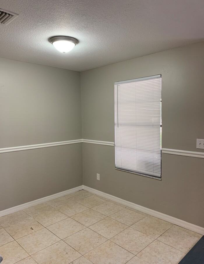 458 Crabapple Ct #C - Photo 5 of 17