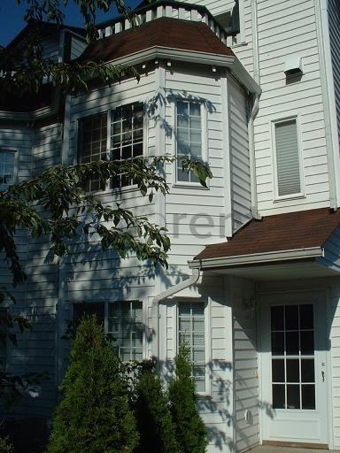 1533 18th Ave S #3 - Photo 5 of 25