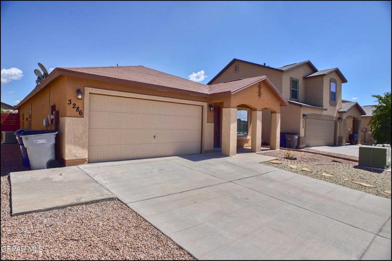 3286 Azteca Trl - Photo 4 of 46