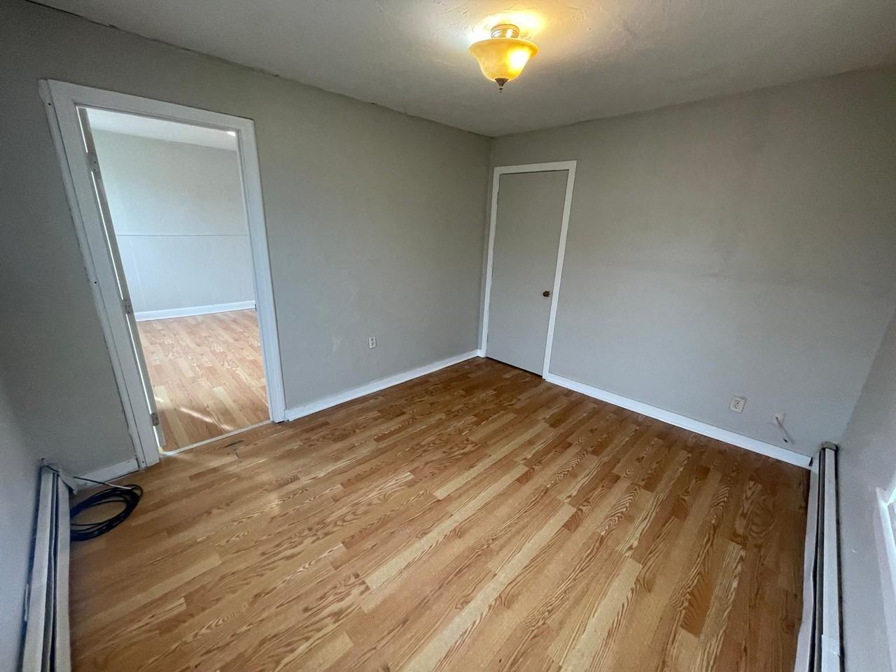 5-7 Forest Ave - Photo 4 of 13