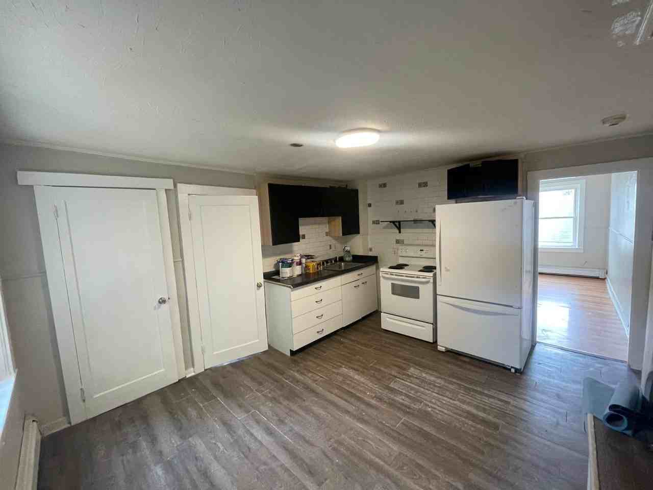 5-7 Forest Ave - Photo 7 of 13