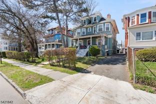 137 S Burnett St #3 - Photo 1 of 1