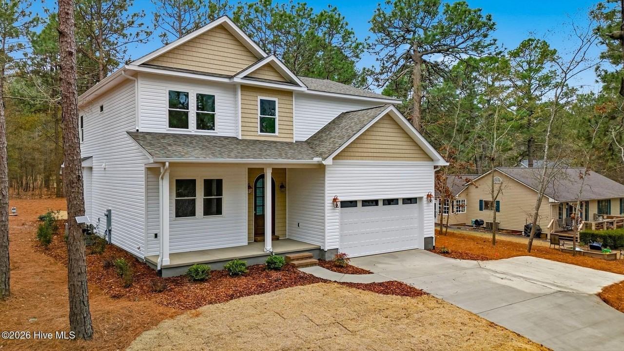 139 Lancashire Ln - Photo 3 of 45