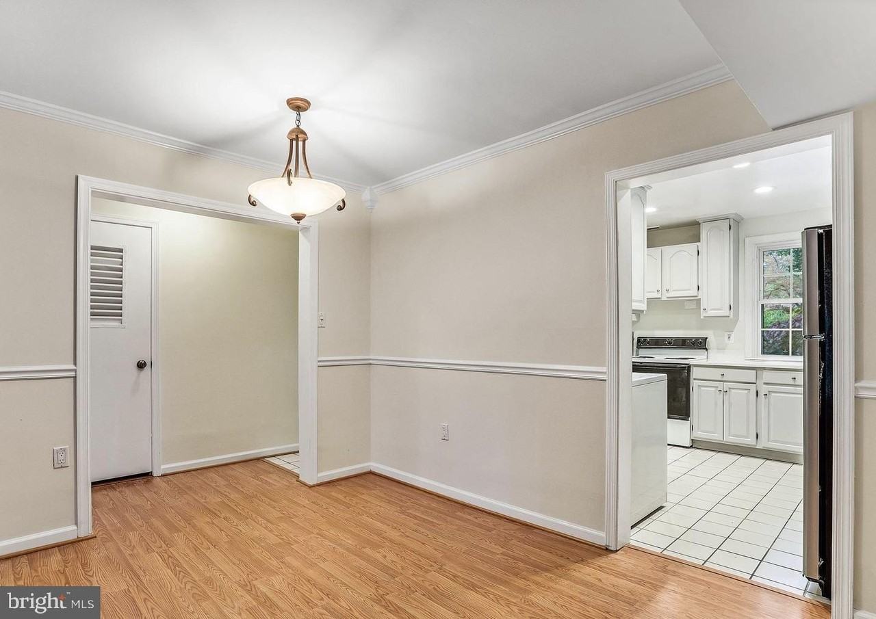 812 Azalea Dr - Photo 5 of 24