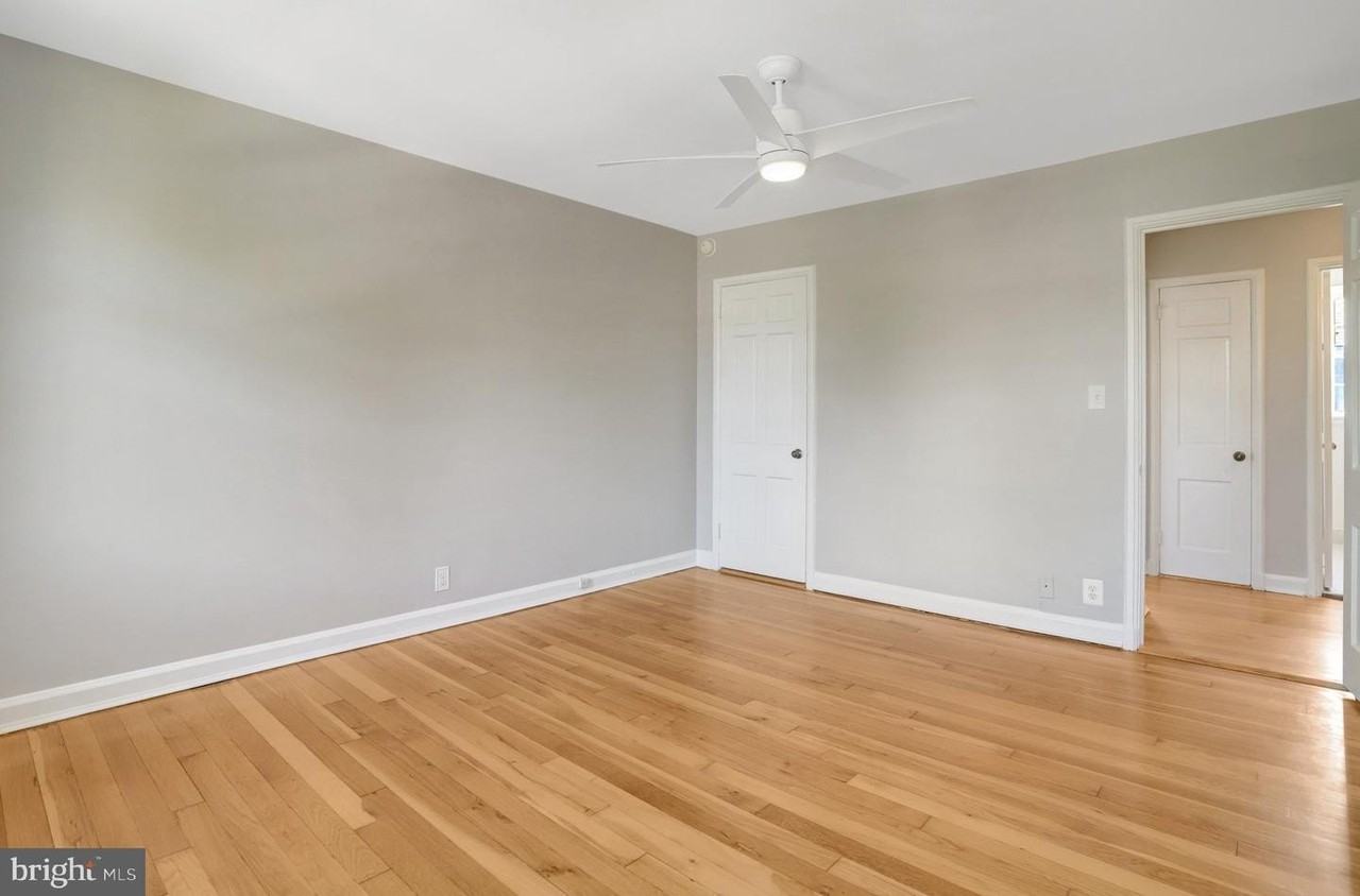 3267 S Stafford St - Photo 3 of 34