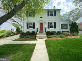 featured image of 5909 Gloucester Ave