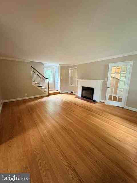 5909 Gloucester Ave - Photo 2 of 20