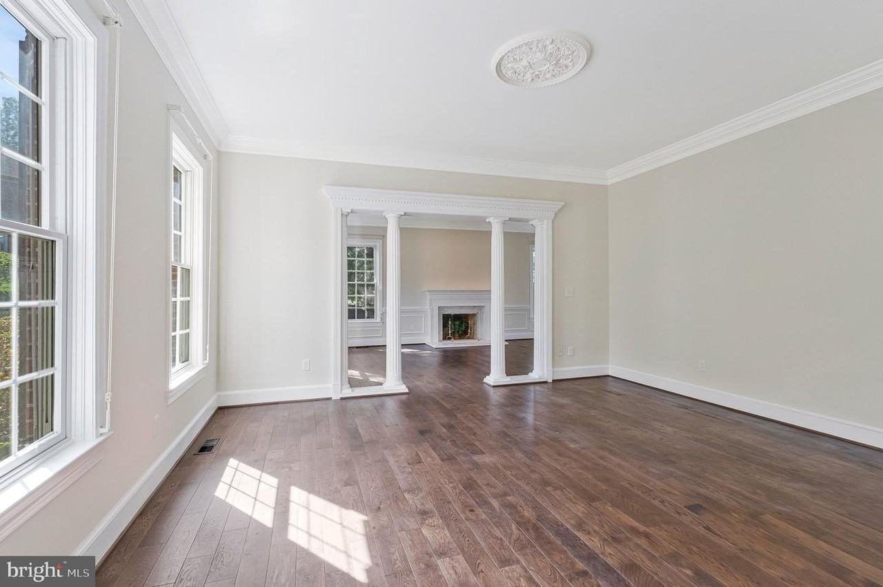 10034 Scenic View Ter - Photo 7 of 50