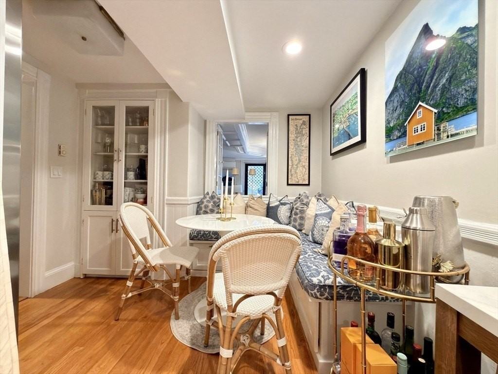 41 Pinckney St #B - Photo 6 of 31