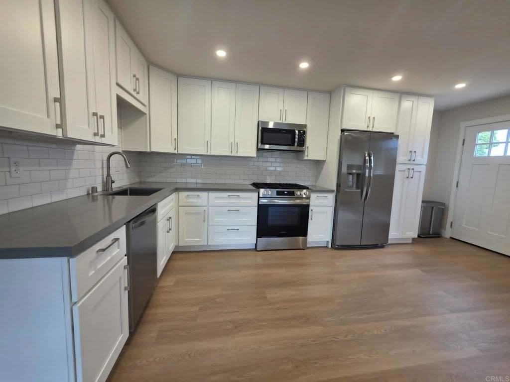 10579 Oak Creek Dr #A - Photo 4 of 28