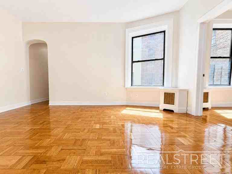226 W 108th St #4C - Photo 2 of 11