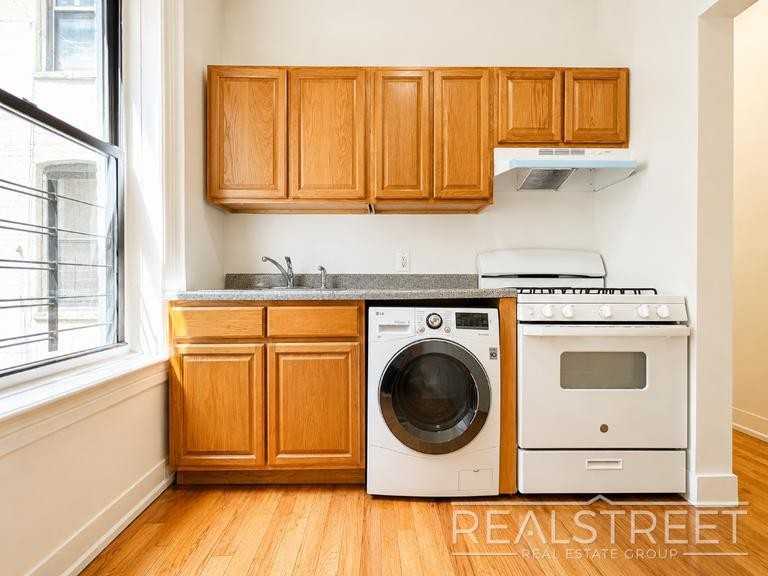 226 W 108th St #4C - Photo 3 of 11