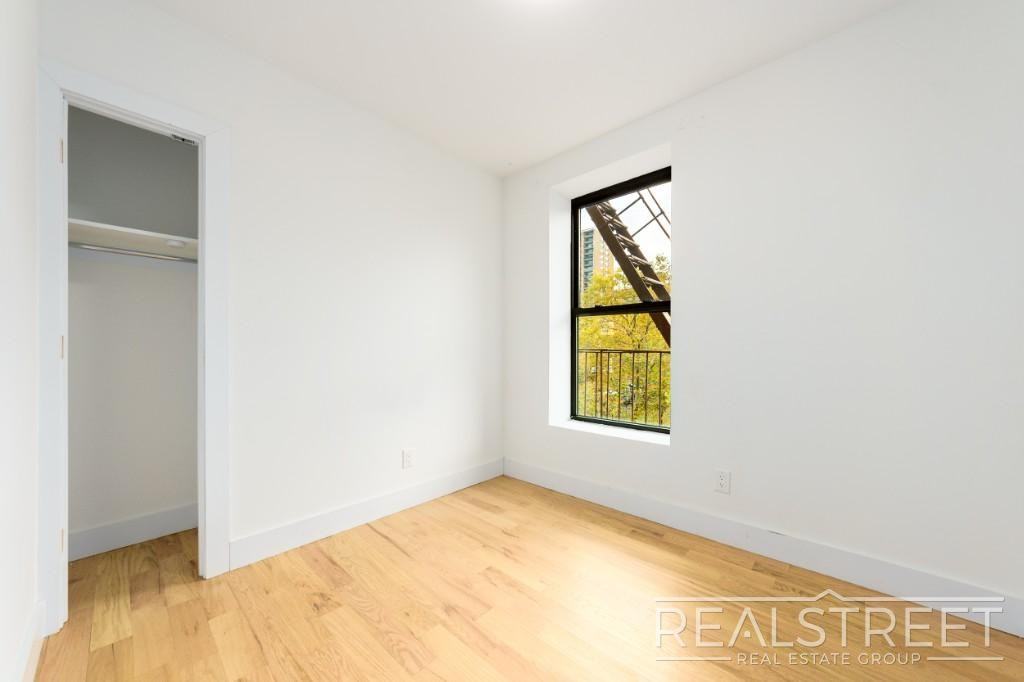 431 Dekalb Ave #3A - Photo 5 of 6