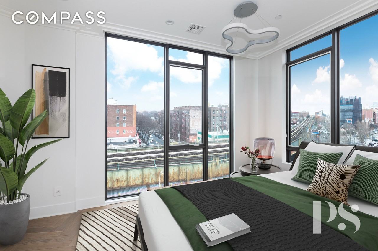 4716 Greenpoint Ave #4B - Photo 4 of 8
