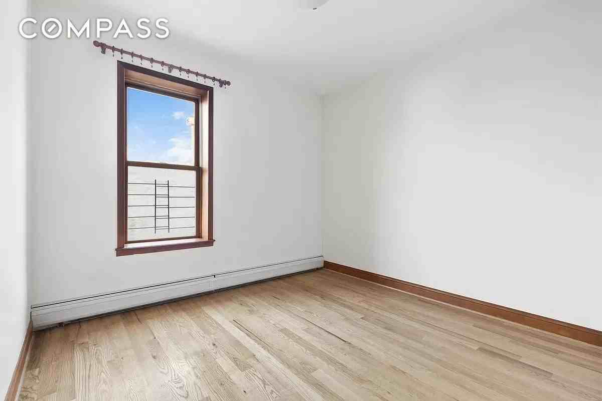 145 Prospect Park W #3B - Photo 5 of 11