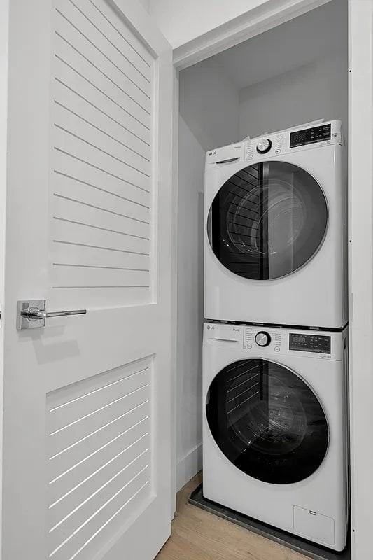 3645 31st St #2E - Photo 6 of 9
