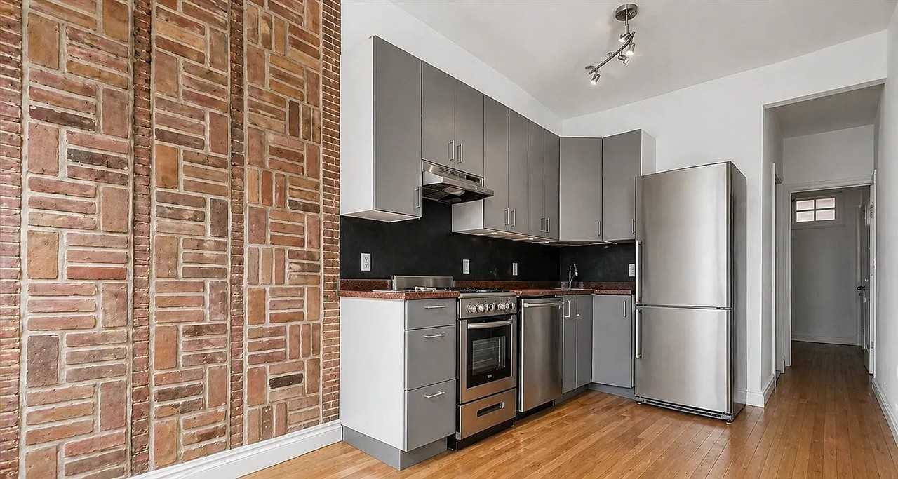 105 Wilson Ave #2F - Photo 3 of 4