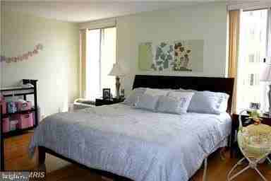 1800 R St Nw #604 - Photo 6 of 17