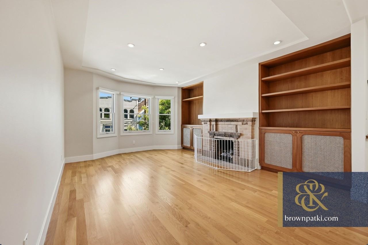362 Chenery St - Photo 4 of 24