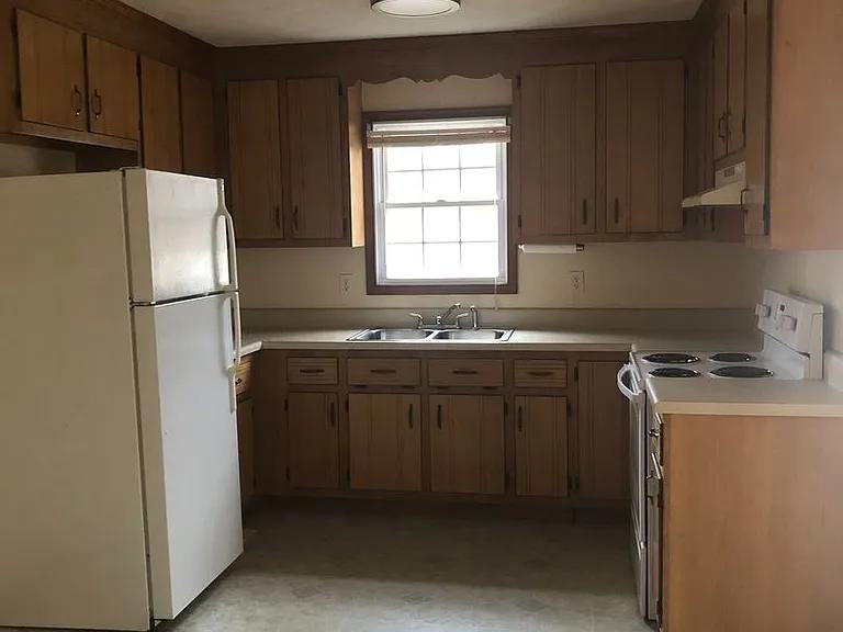 118 Lily Drive - Photo 2 of 10