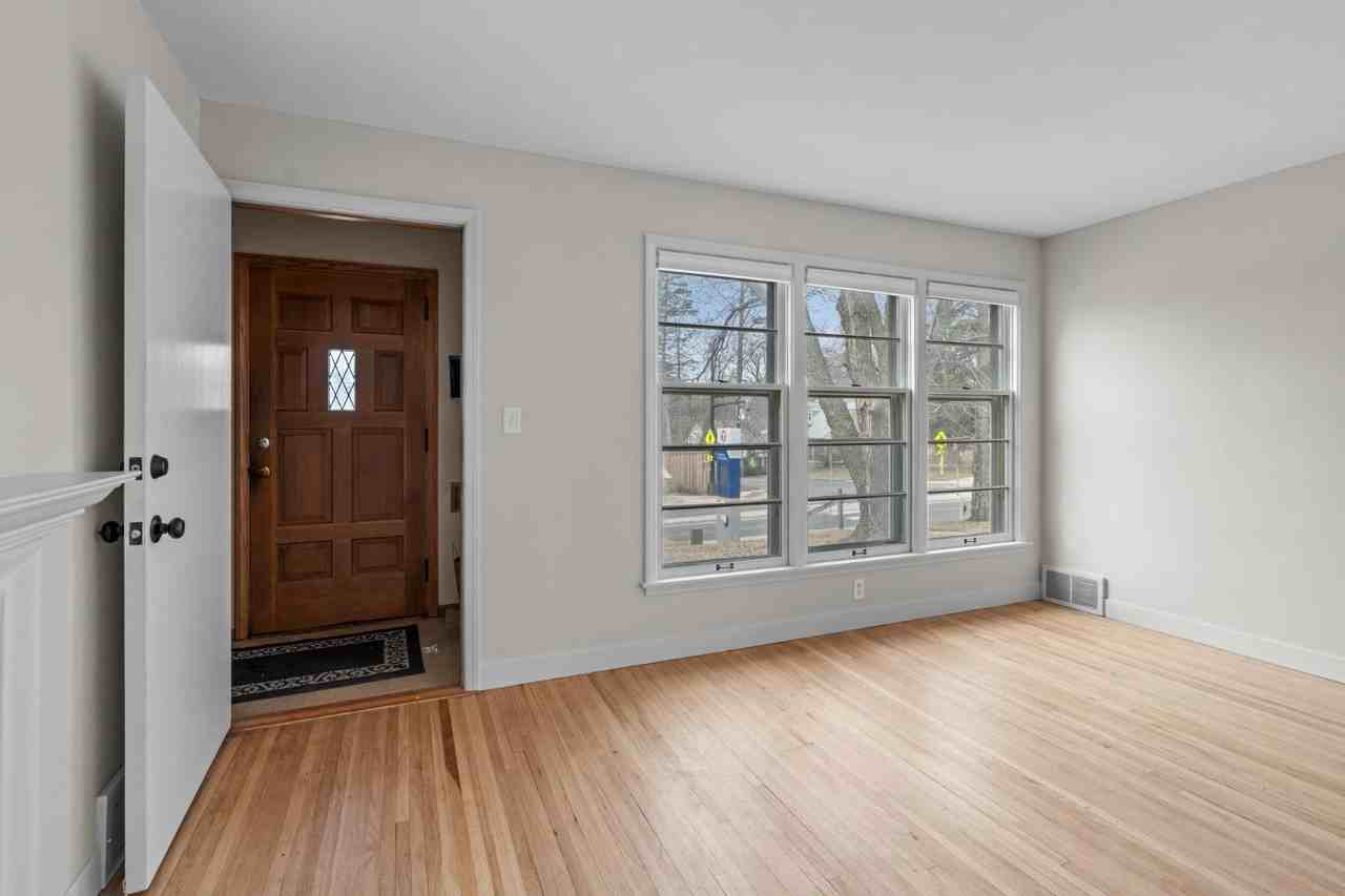 4705 France Ave S - Photo 5 of 20