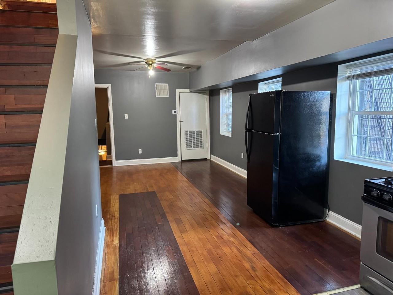 1738 N Monroe St - Photo 2 of 4