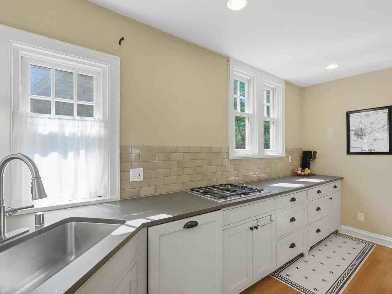 817 E Sylvan Ave - Photo 6 of 11
