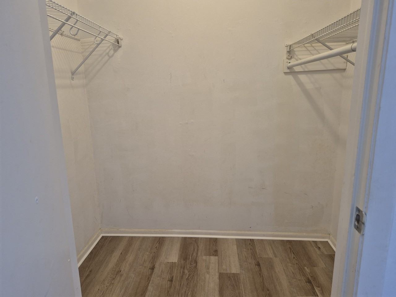 4916 Hawaii Boulevard #19 - Photo 4 of 17