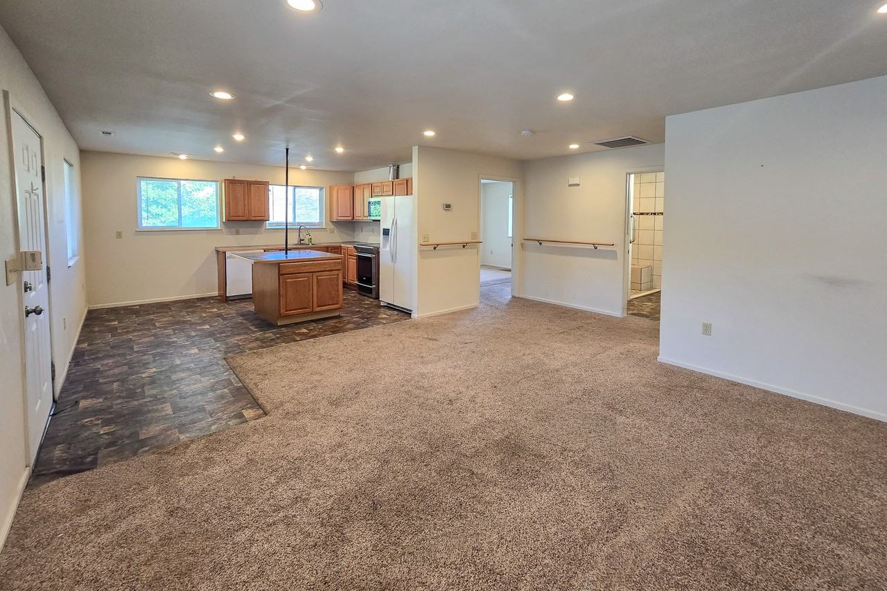 1310 Chucker Ln #1 - Photo 4 of 13