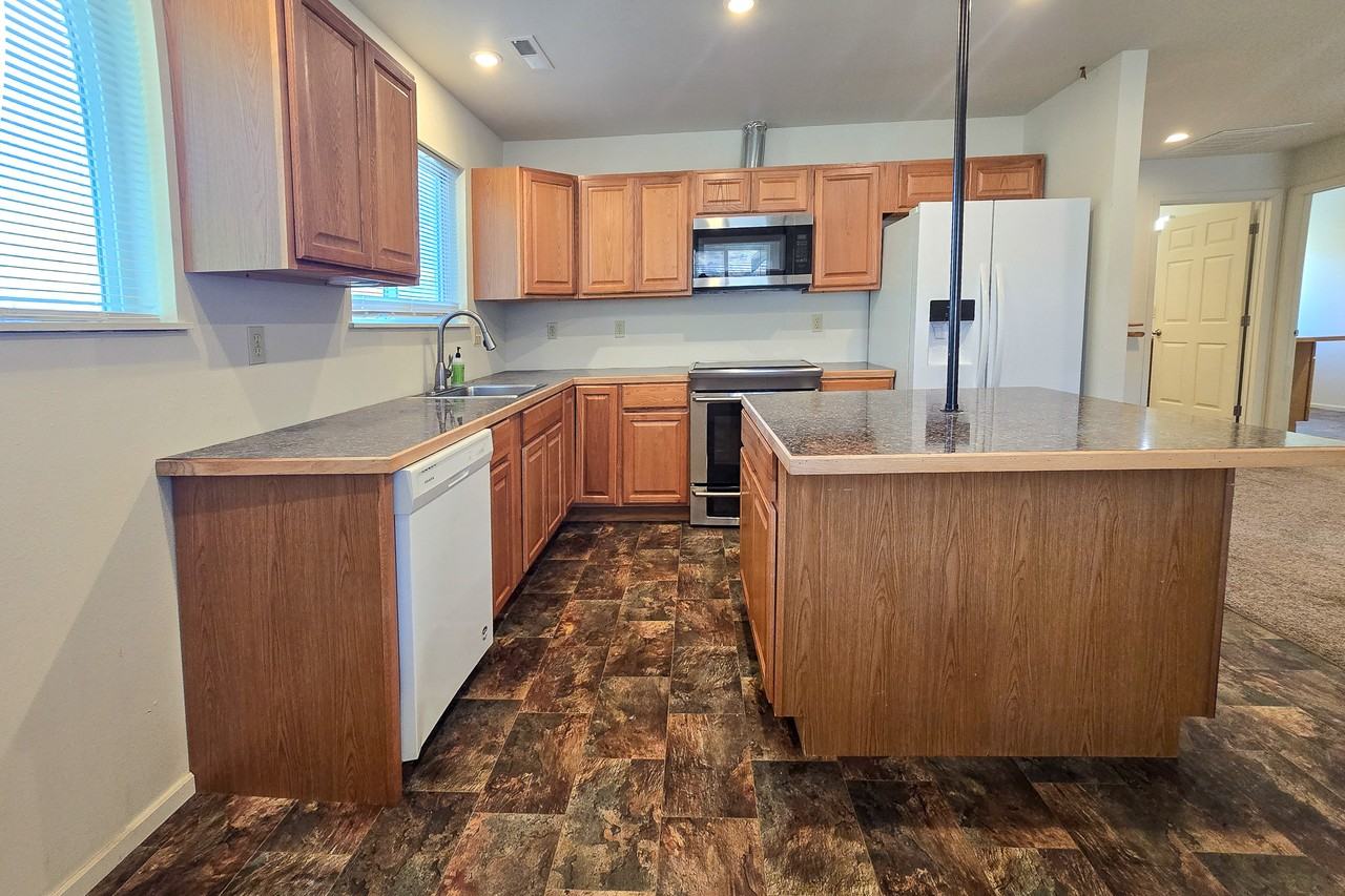 1310 Chucker Ln #1 - Photo 5 of 13