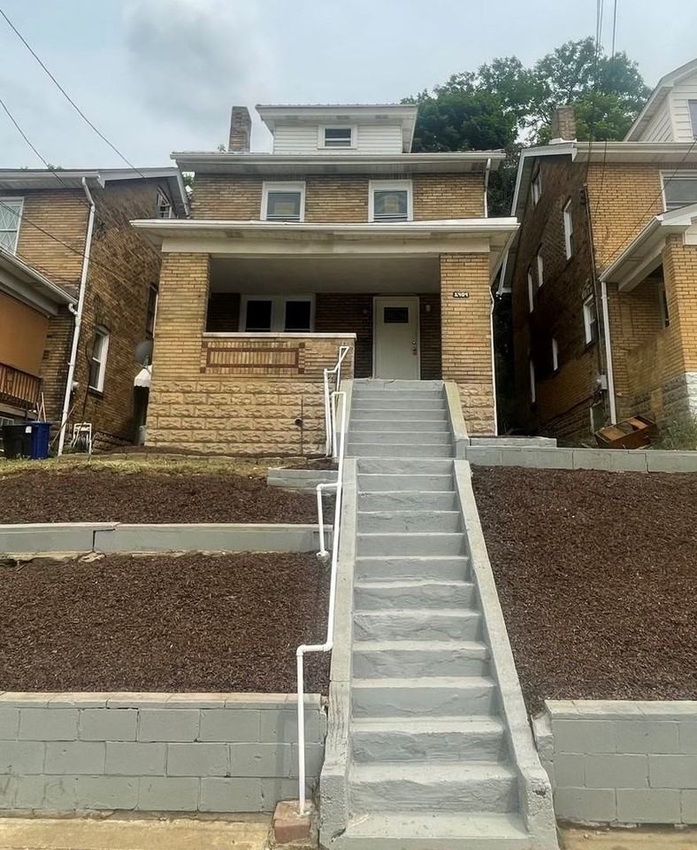 1409 Brookline Blvd - Photo 2 of 2