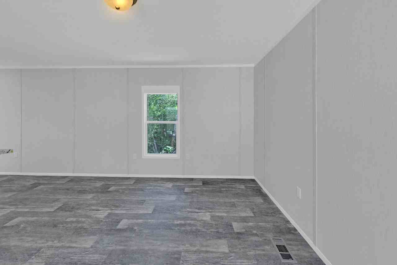 241 E Laurel Ln - Photo 3 of 18