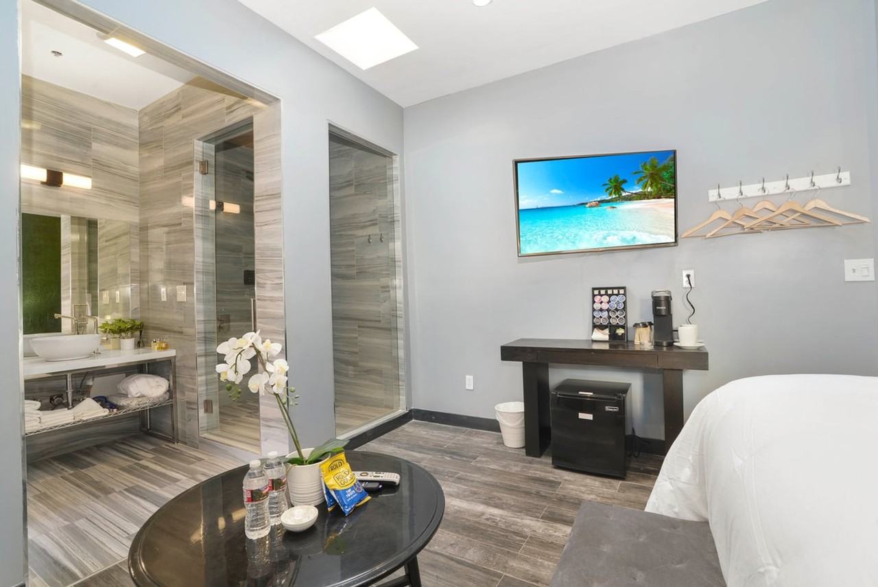 1612 Wazee St #1512221P - Photo 2 of 7