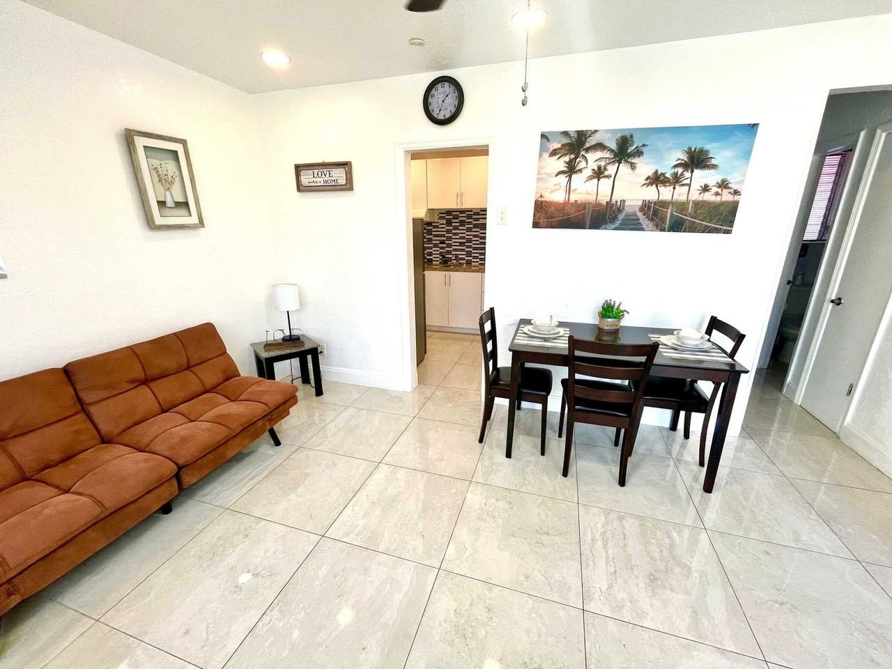 338 Van Buren St #1520225P - Photo 5 of 11