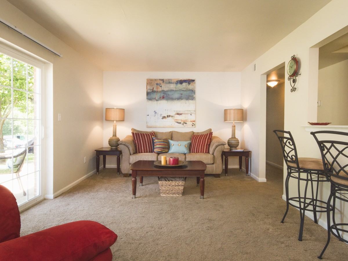 Salem Wood Apartments - Photo 3 of 15