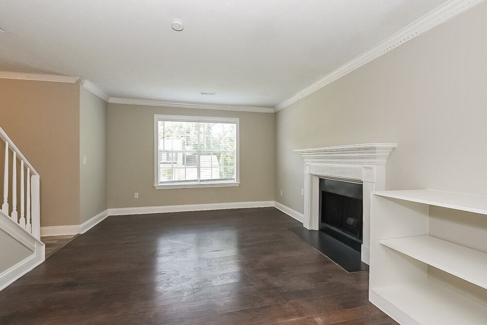 885 Trace Cir Ne - Photo 5 of 17