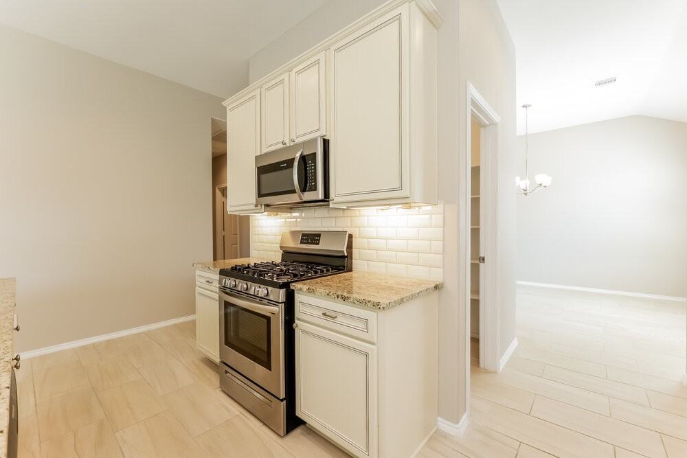 5647 Claymore Meadow Ln - Photo 7 of 16