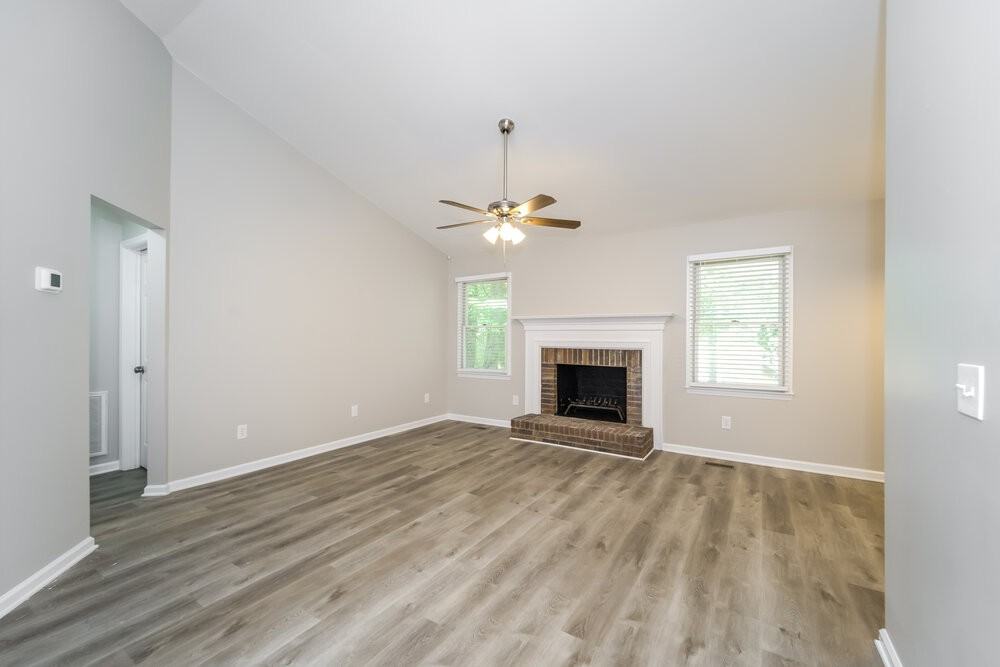 6262 Morehead Rd - Photo 5 of 16