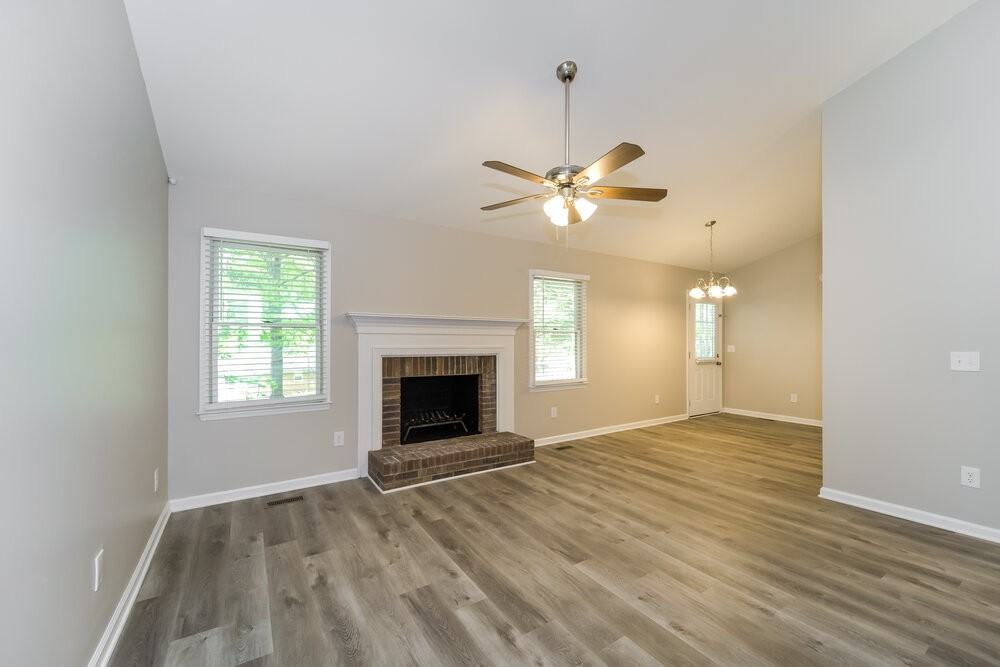 6262 Morehead Rd - Photo 6 of 16