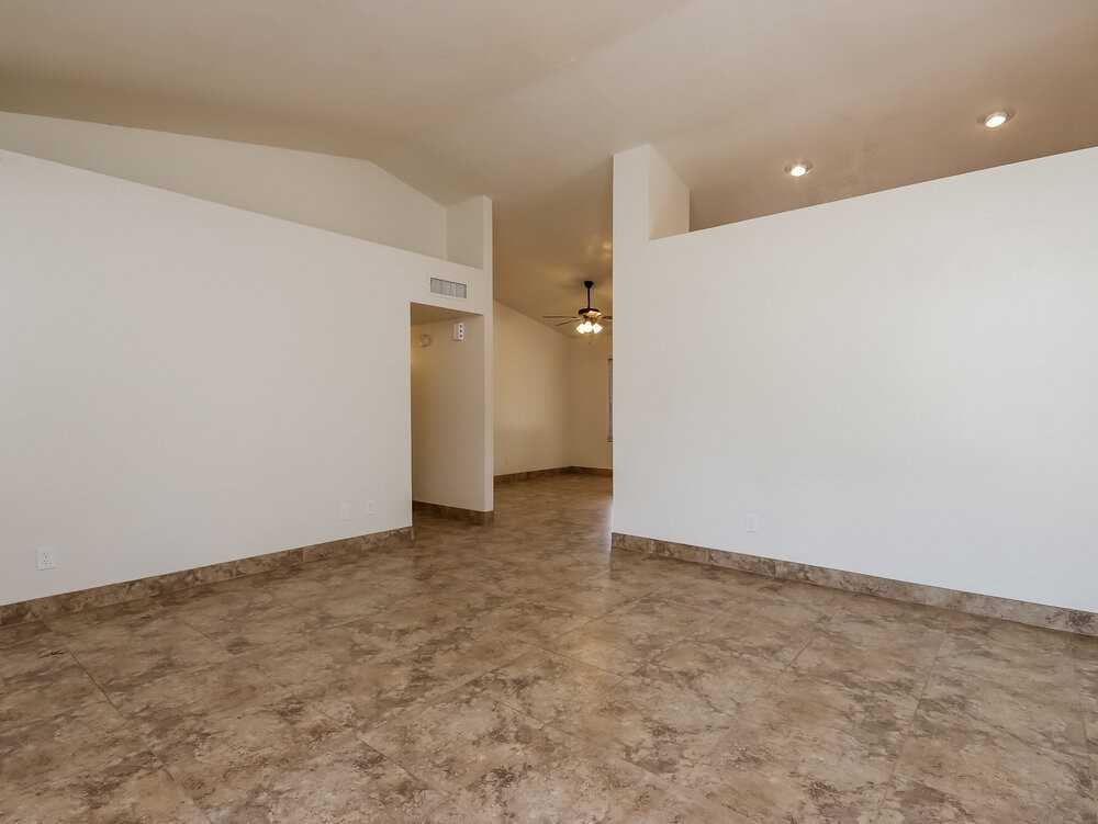 378 S Galaxy Dr - Photo 3 of 13