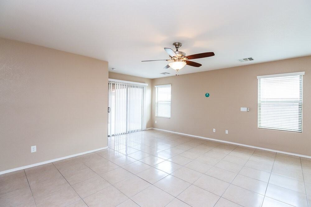 3630 W Mesquite Ave - Photo 3 of 16