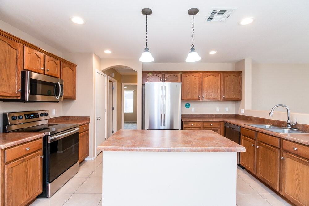 3630 W Mesquite Ave - Photo 7 of 16
